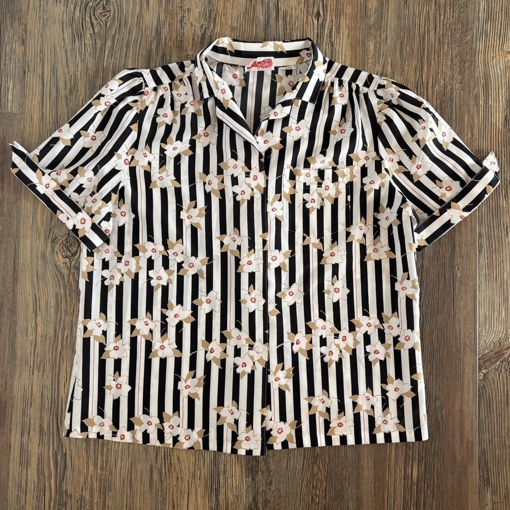 Vtg Silkhana By Lady Manhattan S/S Blouse Women’s 36 Black White Stripe Floral